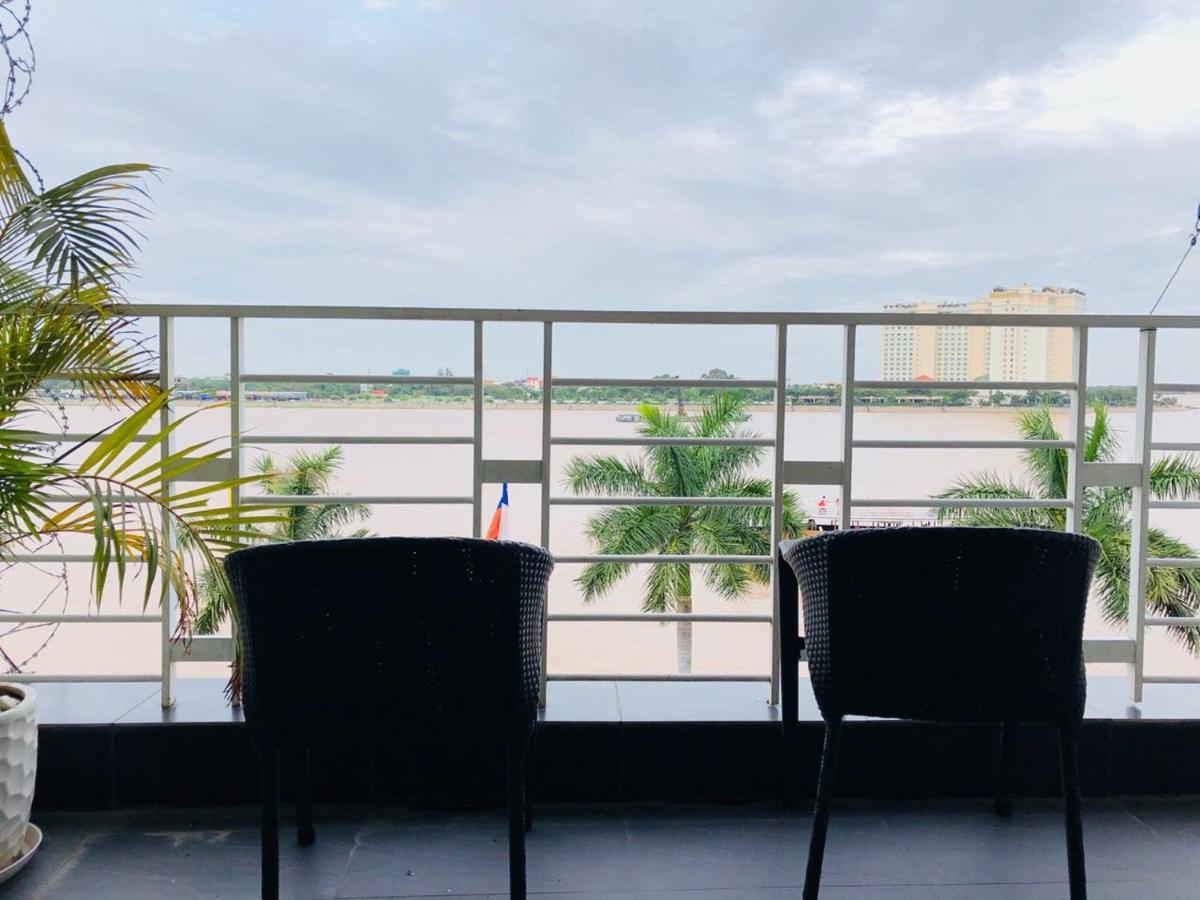 פנום פן Asiban Quay Boutique Hotel מראה חיצוני תמונה