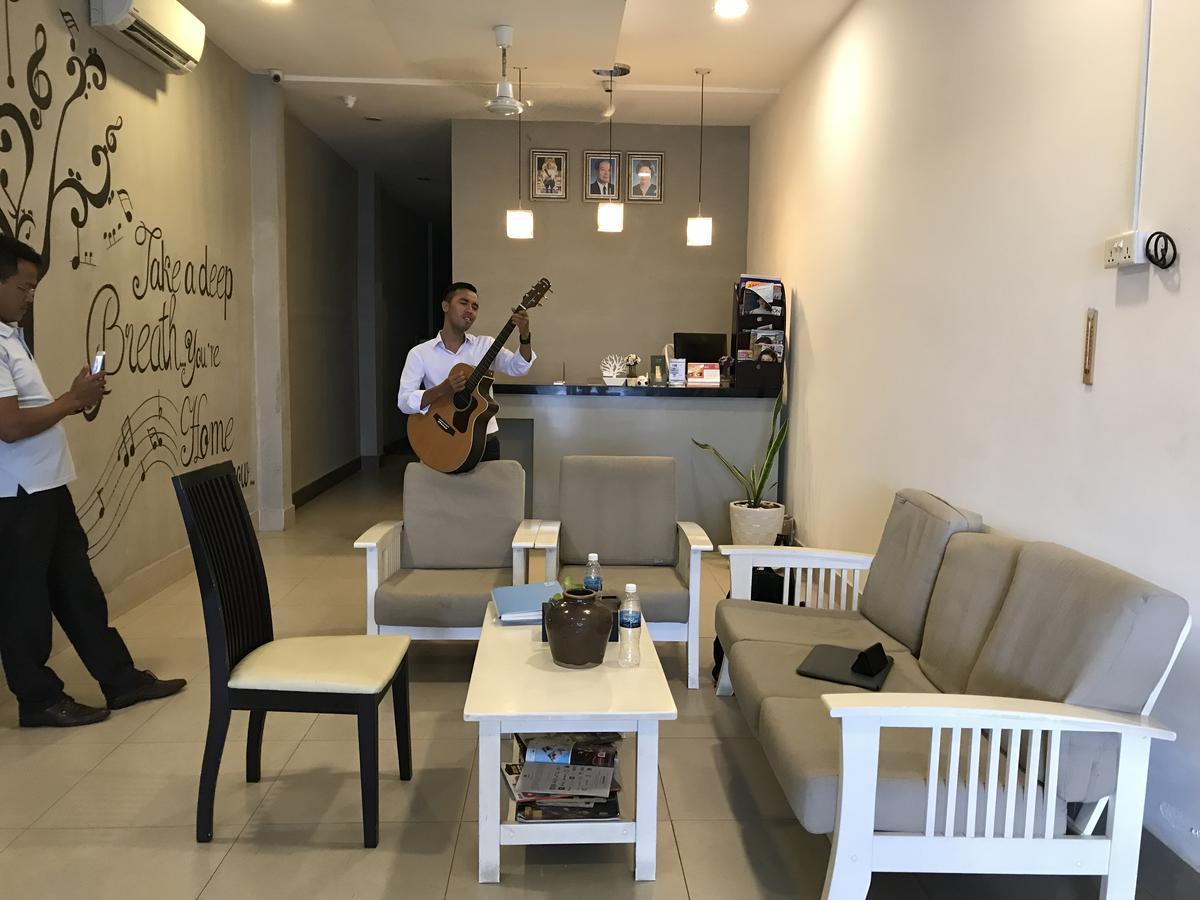 פנום פן Asiban Quay Boutique Hotel מראה חיצוני תמונה