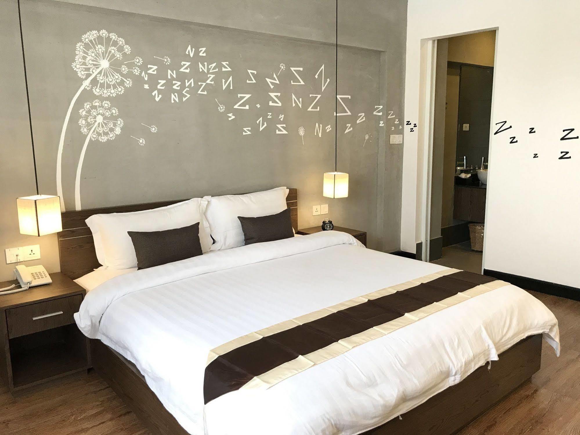 פנום פן Asiban Quay Boutique Hotel מראה חיצוני תמונה