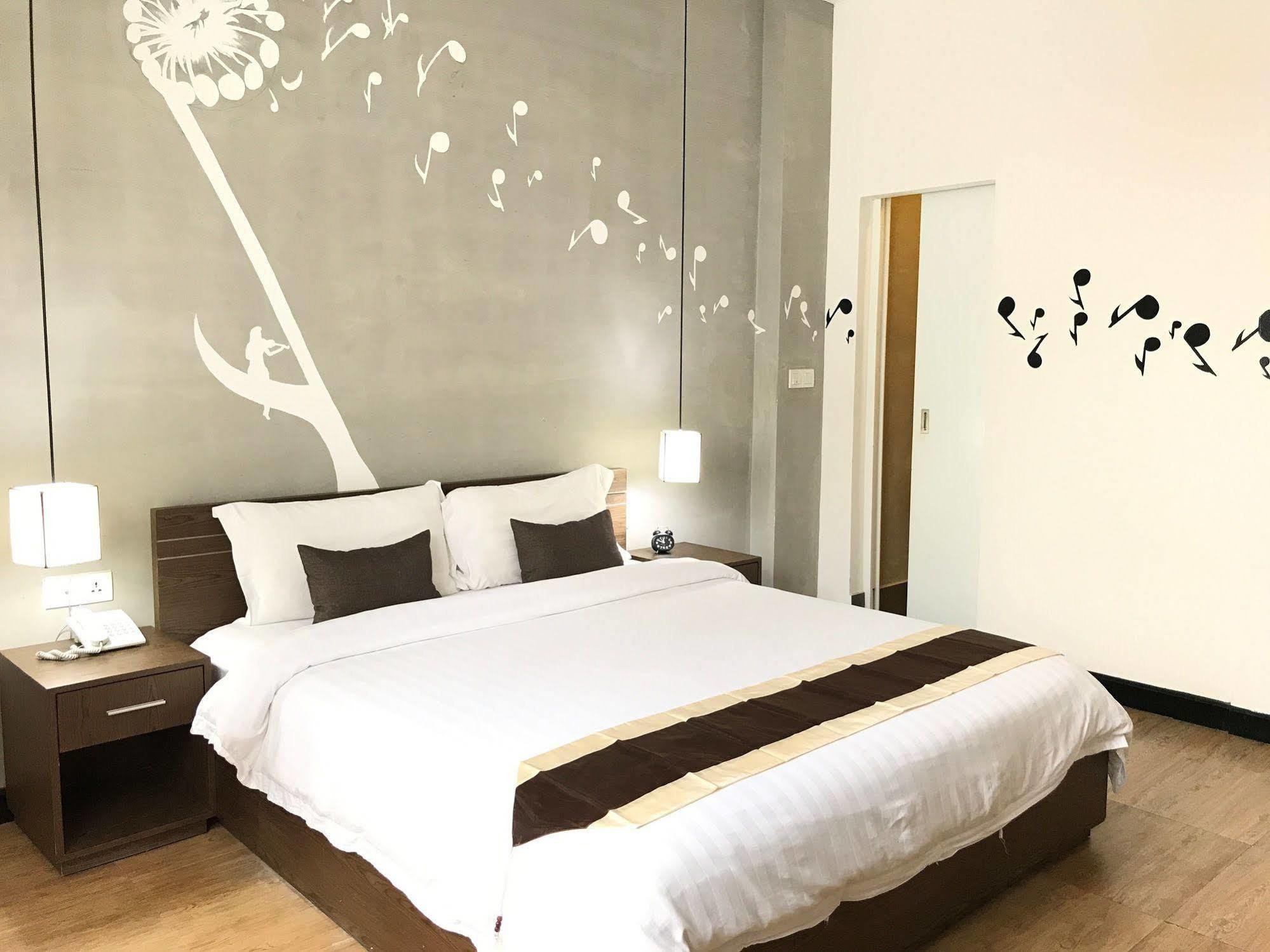 פנום פן Asiban Quay Boutique Hotel מראה חיצוני תמונה