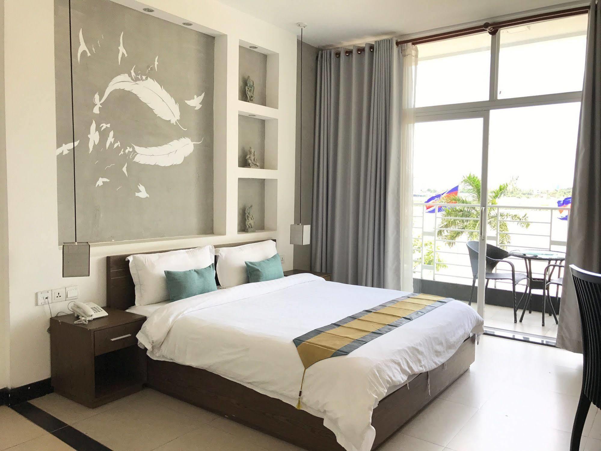 פנום פן Asiban Quay Boutique Hotel מראה חיצוני תמונה