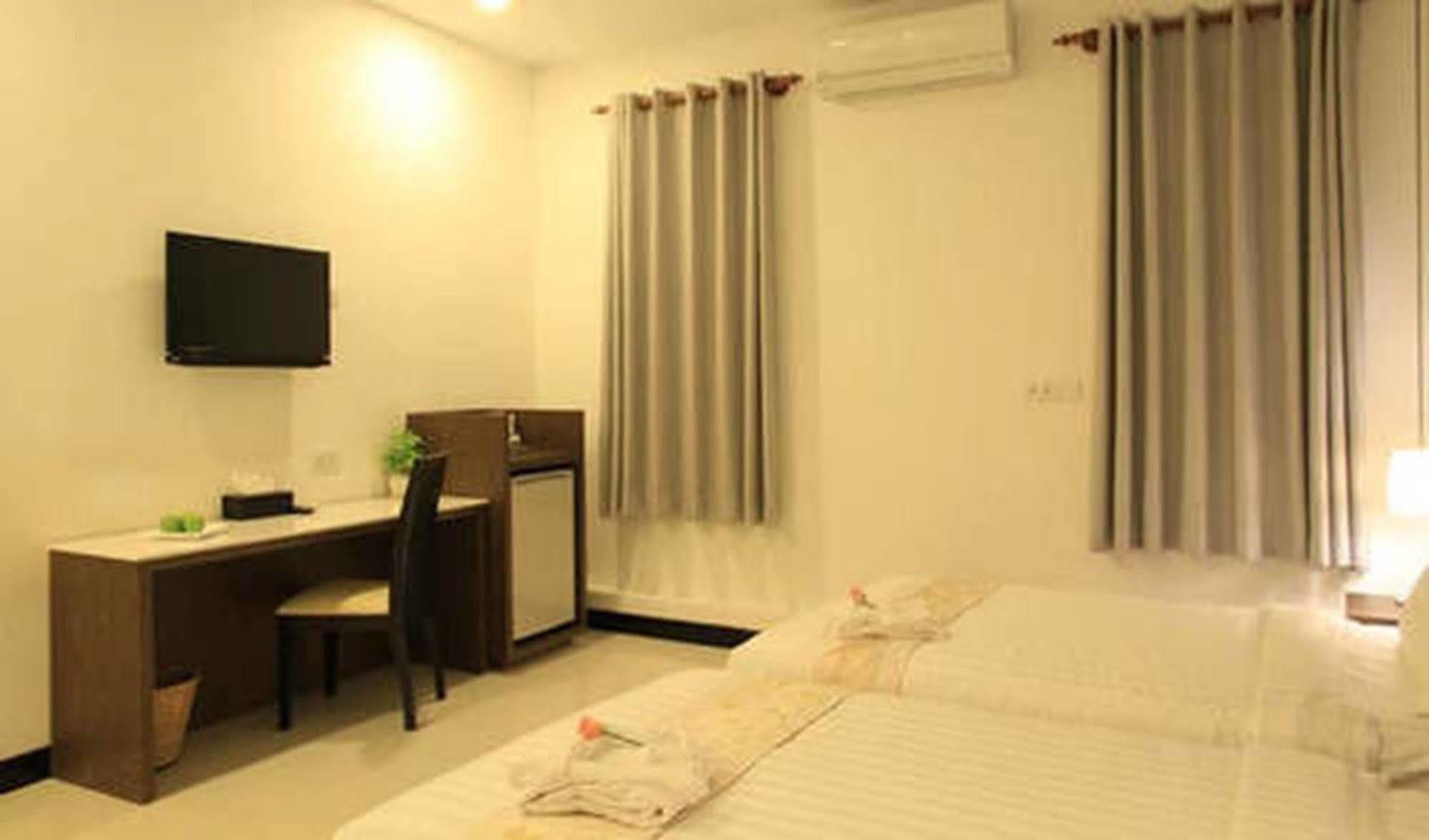 פנום פן Asiban Quay Boutique Hotel מראה חיצוני תמונה